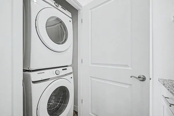 $2,250 | 8232 East University Drive, Unit 105, Mesa, AZ 85207