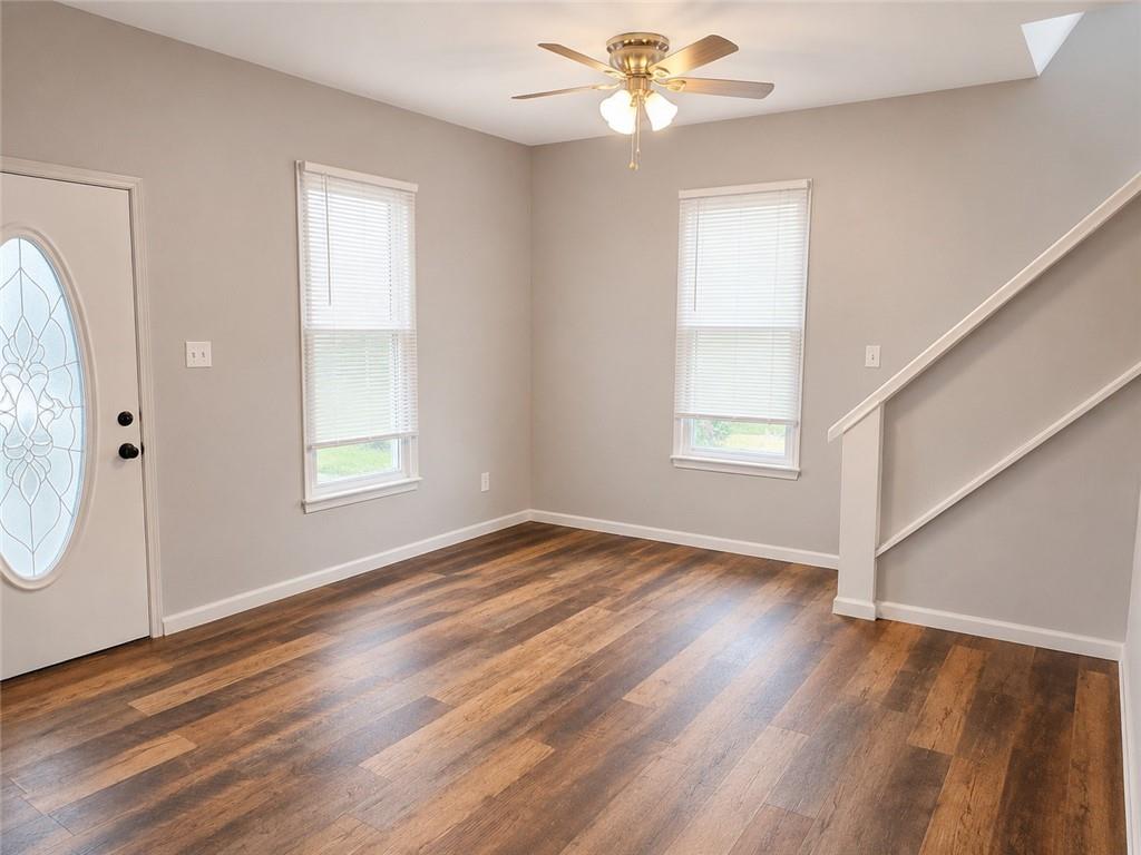 1676 Brodhead Road Coraopolis, PA 15108 - Photo 5 of 12