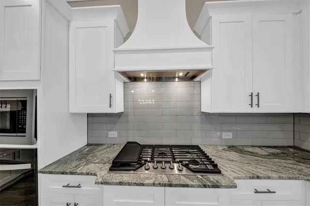 $749,900 | 359 Oxford Road, Ball Ground, GA 30107