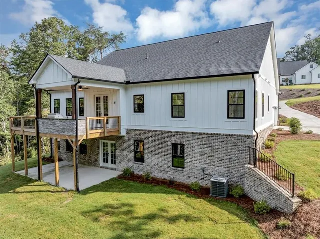$749,900 | 359 Oxford Road, Ball Ground, GA 30107