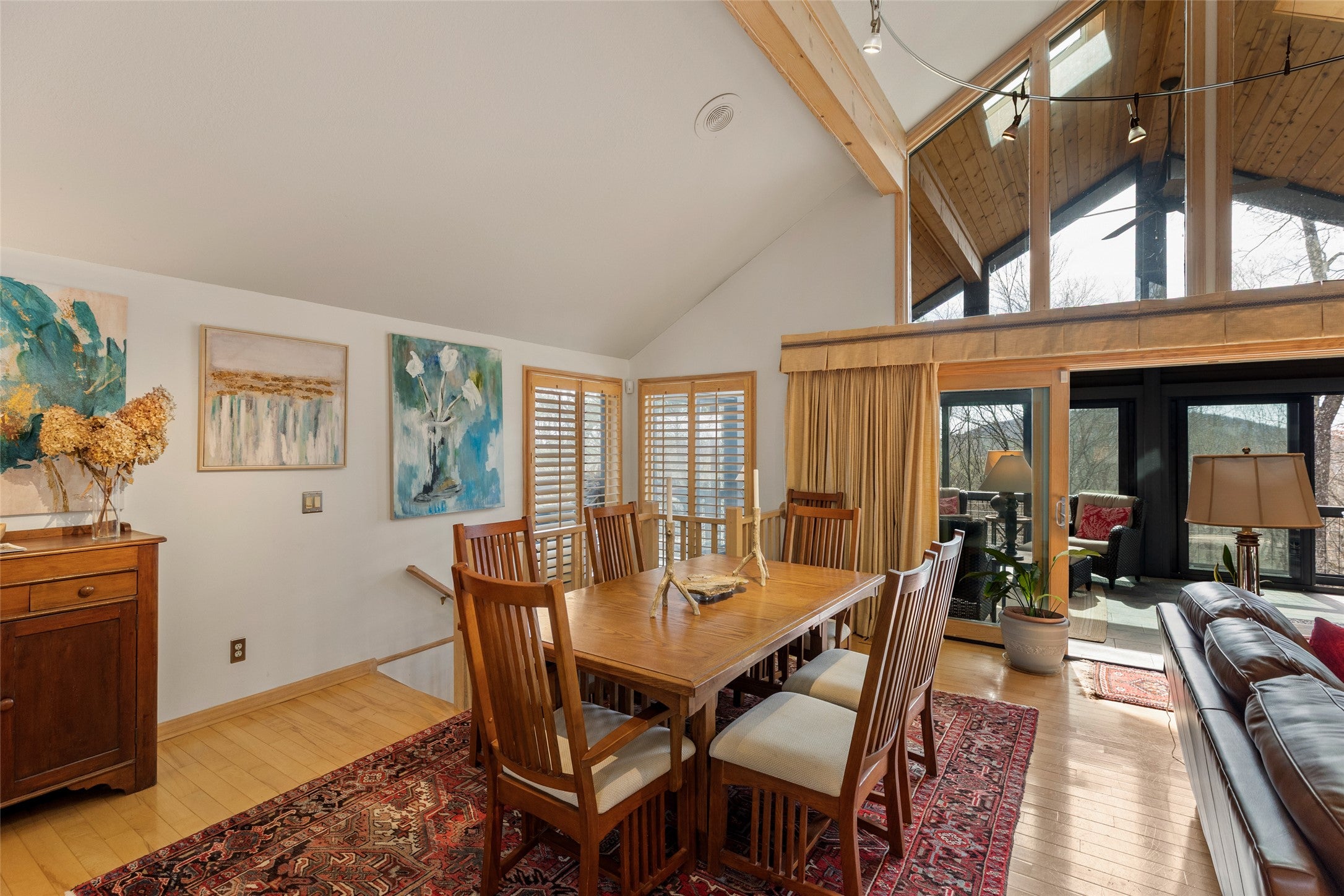 15 Bonnevista Road Highlands, NC 28741 - Photo 21 of 96 Indoor Dining Area