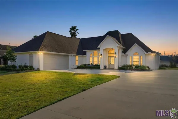 $724,000 | 11867 Home Port Drive, Maurepas, LA 70449