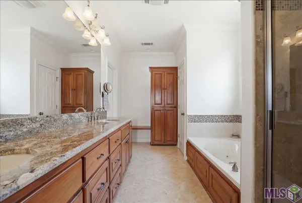 $719,000 | 11867 Home Port Drive, Maurepas, LA 70449