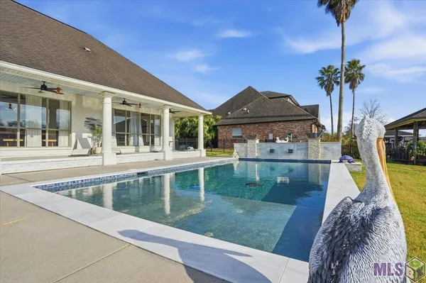 $719,000 | 11867 Home Port Drive, Maurepas, LA 70449