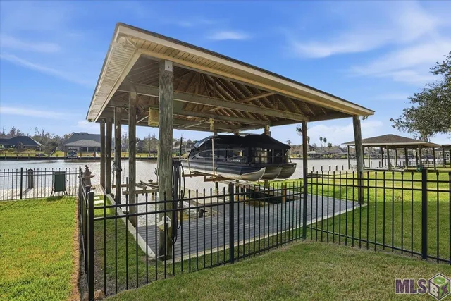 $724,000 | 11867 Home Port Drive, Maurepas, LA 70449