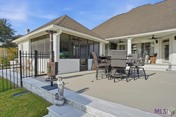 $719,000 | 11867 Home Port Drive, Maurepas, LA 70449