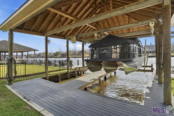 $719,000 | 11867 Home Port Drive, Maurepas, LA 70449