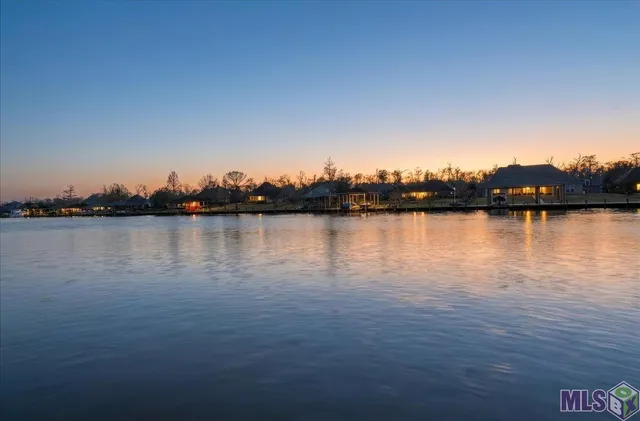 $724,000 | 11867 Home Port Drive, Maurepas, LA 70449