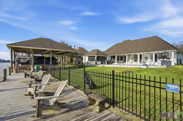 $719,000 | 11867 Home Port Drive, Maurepas, LA 70449