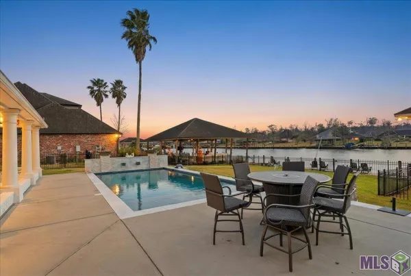 $719,000 | 11867 Home Port Drive, Maurepas, LA 70449