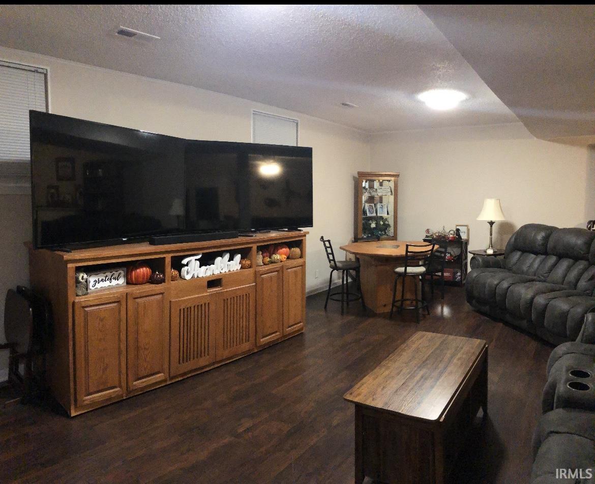 716 South Burkhardt Road Evansville, IN 47715 - Photo 18 of 33