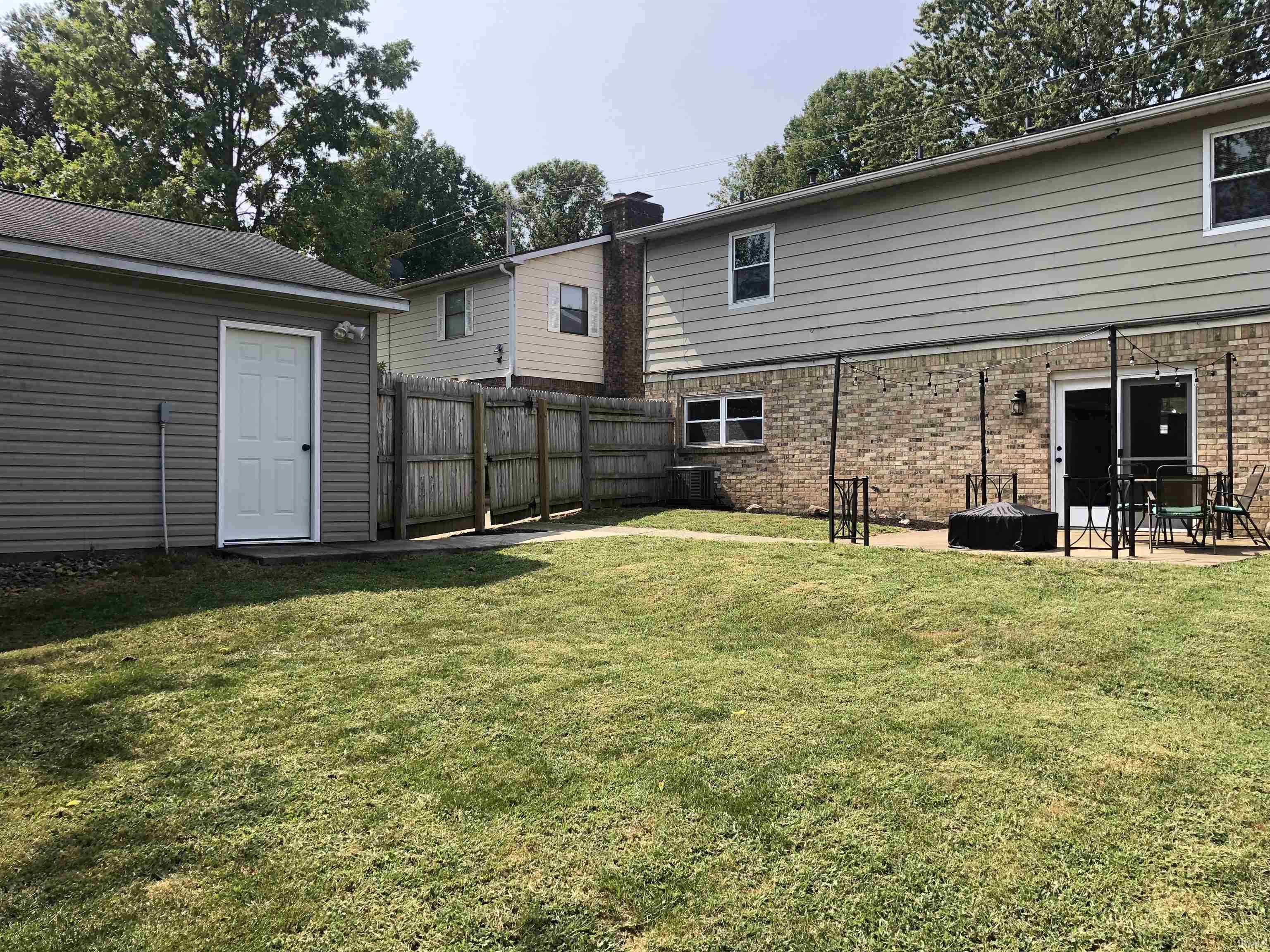 716 South Burkhardt Road Evansville, IN 47715 - Photo 30 of 33