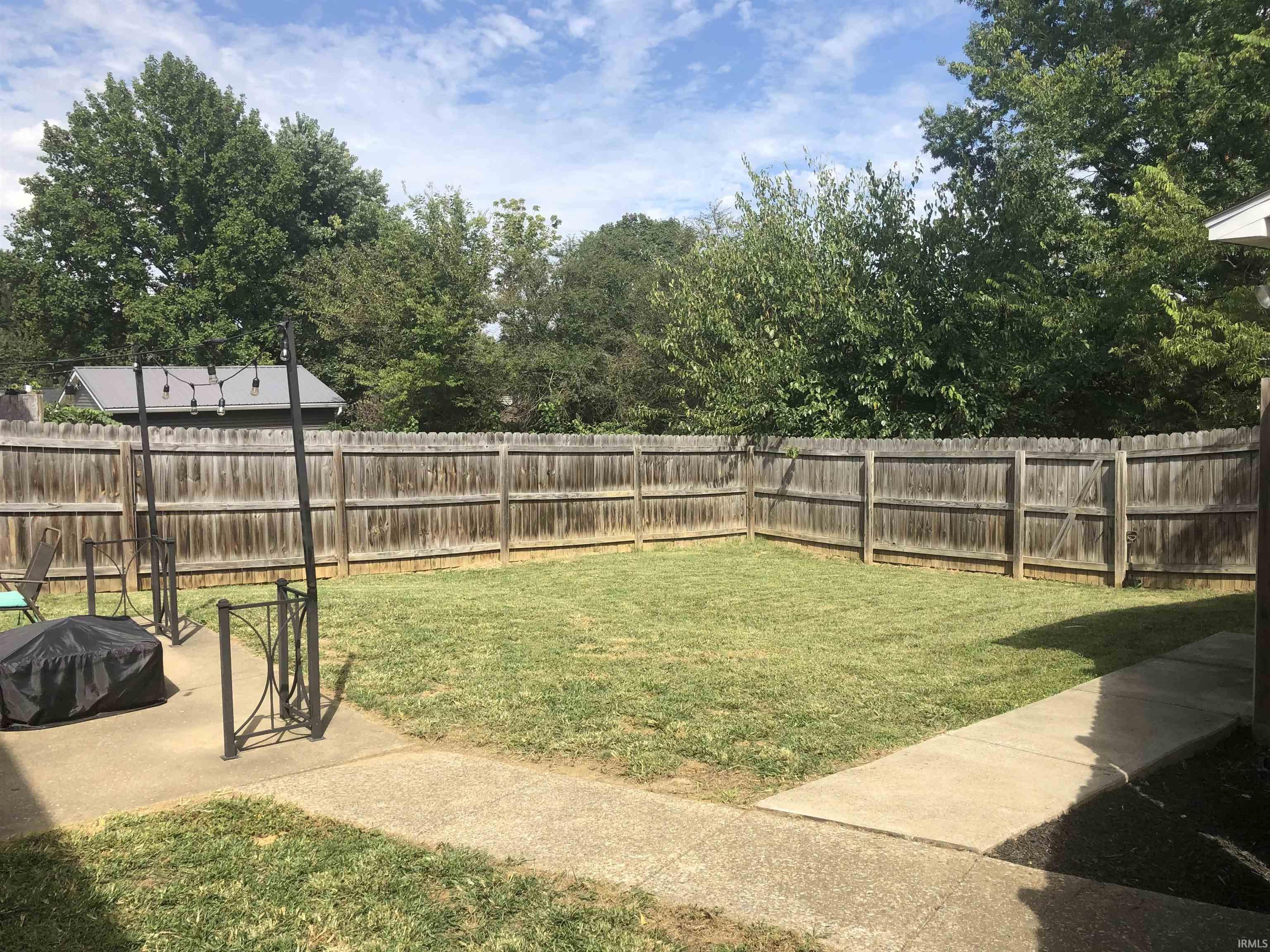 716 South Burkhardt Road Evansville, IN 47715 - Photo 31 of 33