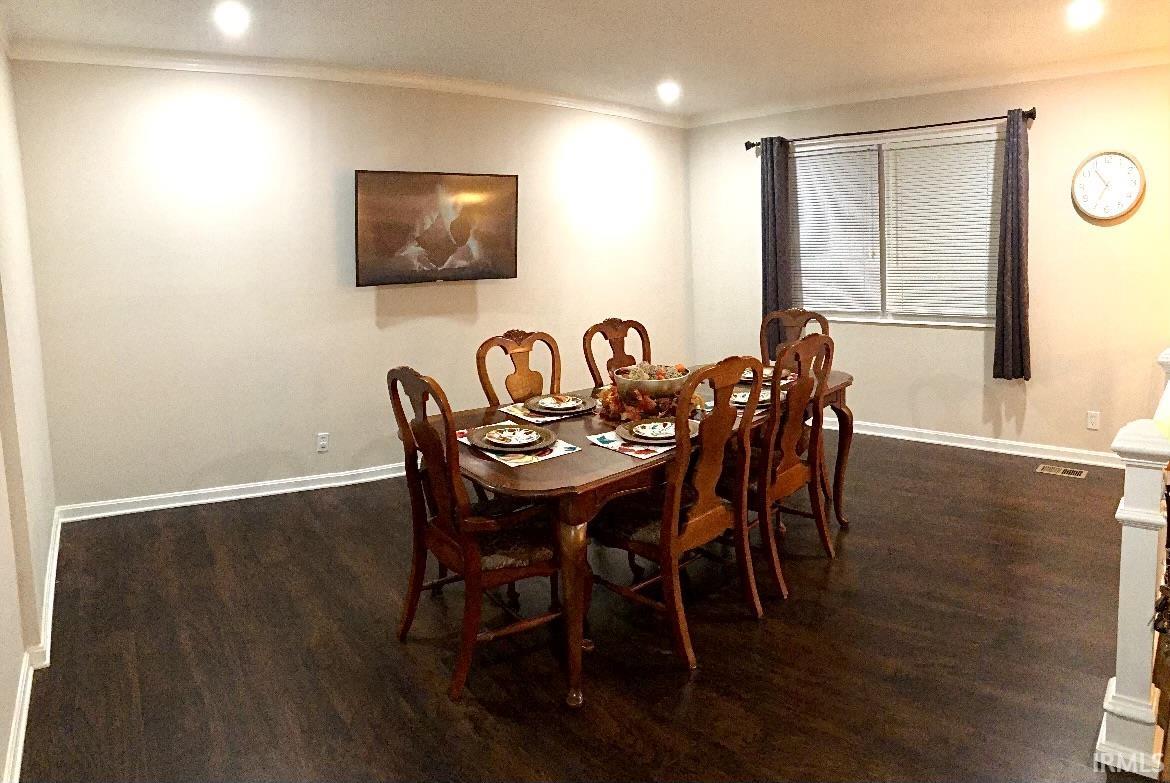 716 South Burkhardt Road Evansville, IN 47715 - Photo 4 of 33