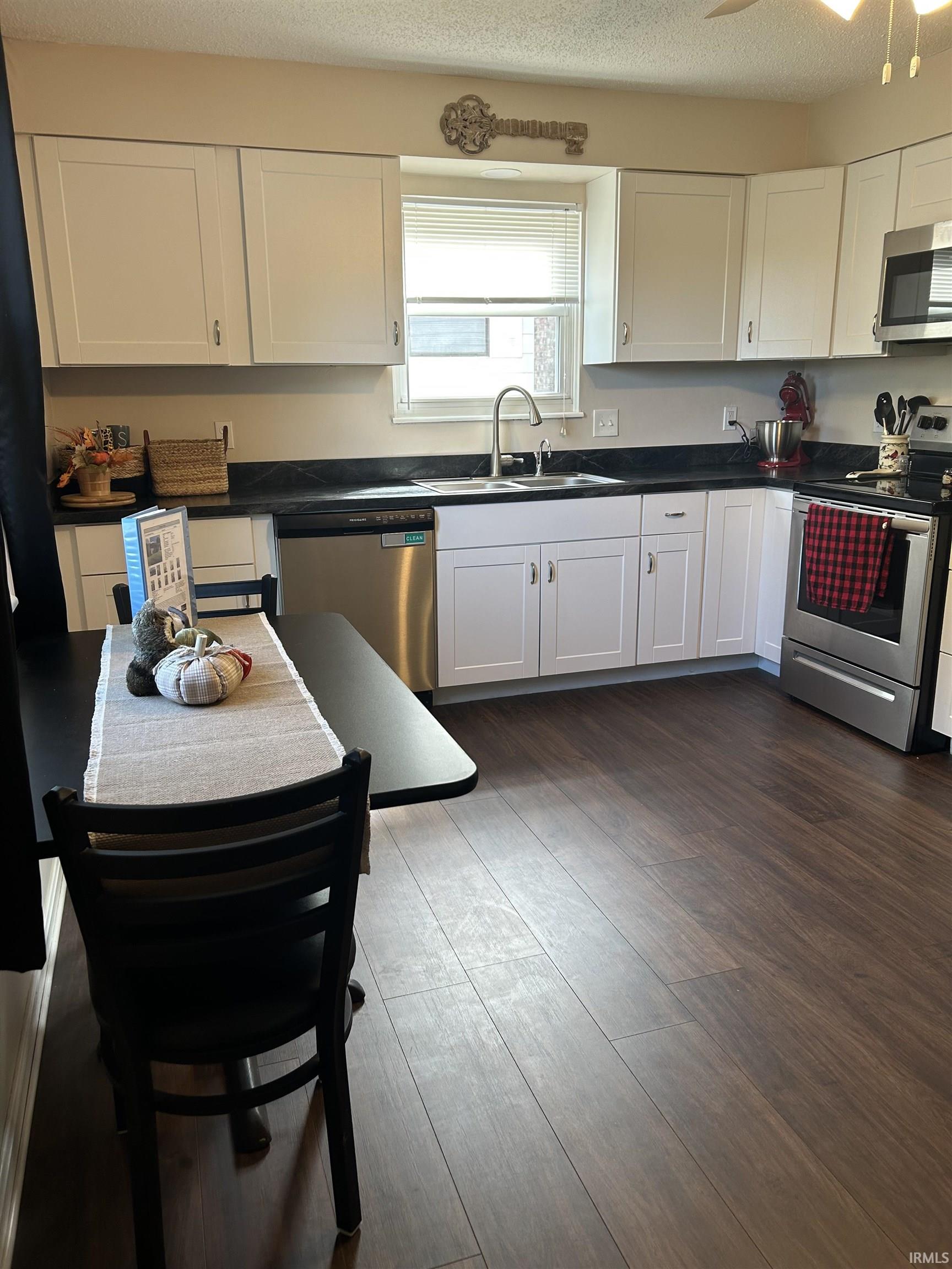 716 South Burkhardt Road Evansville, IN 47715 - Photo 5 of 33