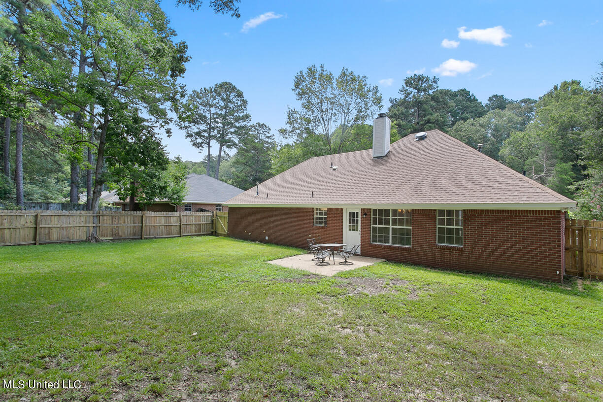 325 Trace Harbor Road Madison, MS 39110 - Photo 19 of 20 325 Trace Harbor-19