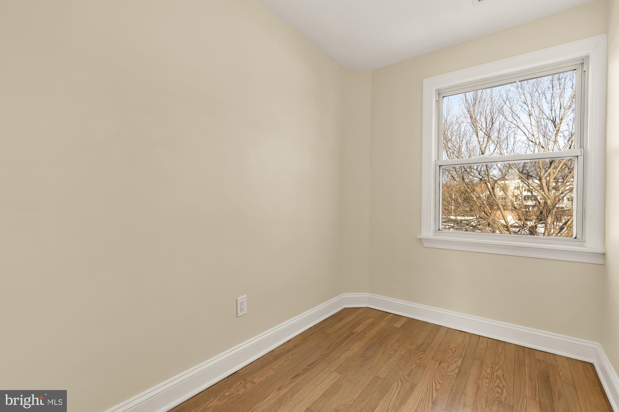 2205 Observatory Place Northwest Washington, DC 20007 - Photo 25 of 39