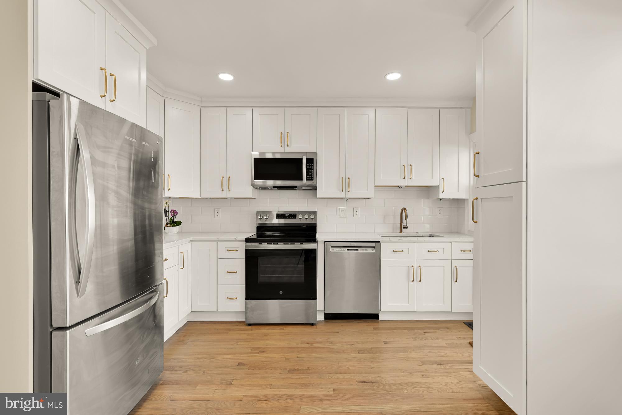 2205 Observatory Place Northwest Washington, DC 20007 - Photo 9 of 39