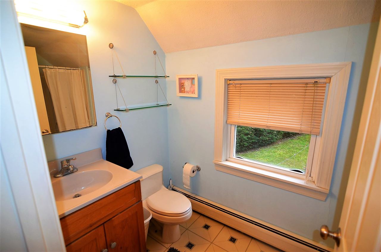25 Winding Wood Road Springfield, NH 03284 - Photo 11 of 31