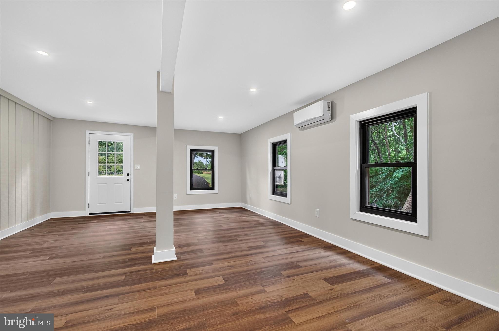 12365 Henderson Road Clifton, VA 20124 - Photo 51 of 82 Gallery Image 51