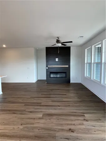 $324,900 | 19 Halsey Street, Central, SC 29630