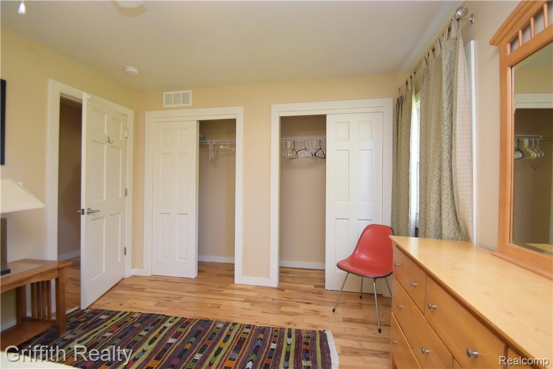 8055 Ford Road Ypsilanti, MI 48198 - Photo 21 of 44 DSC_0074.JPG