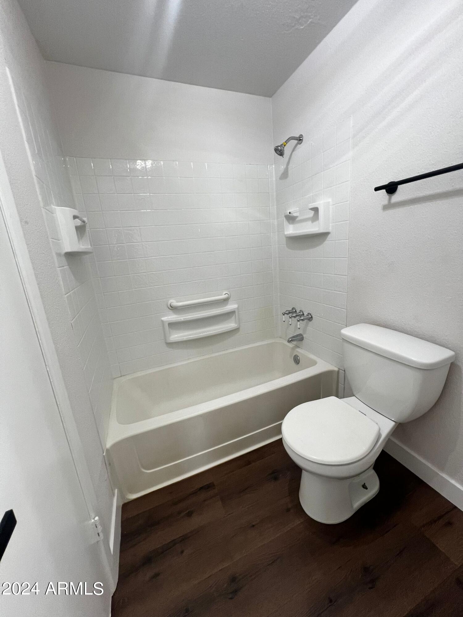 6711 West Osborn Road, Unit 71 Phoenix, AZ 85033 - Photo 7 of 9 foto 4-11-24, 2 13 38 p.m.