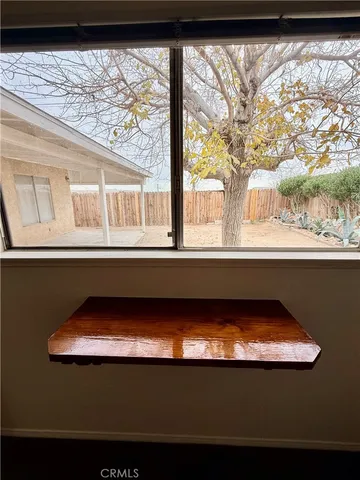 $305,000 | 305 Beverly Avenue, Barstow, CA 92311