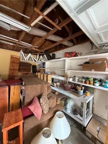 $305,000 | 305 Beverly Avenue, Barstow, CA 92311