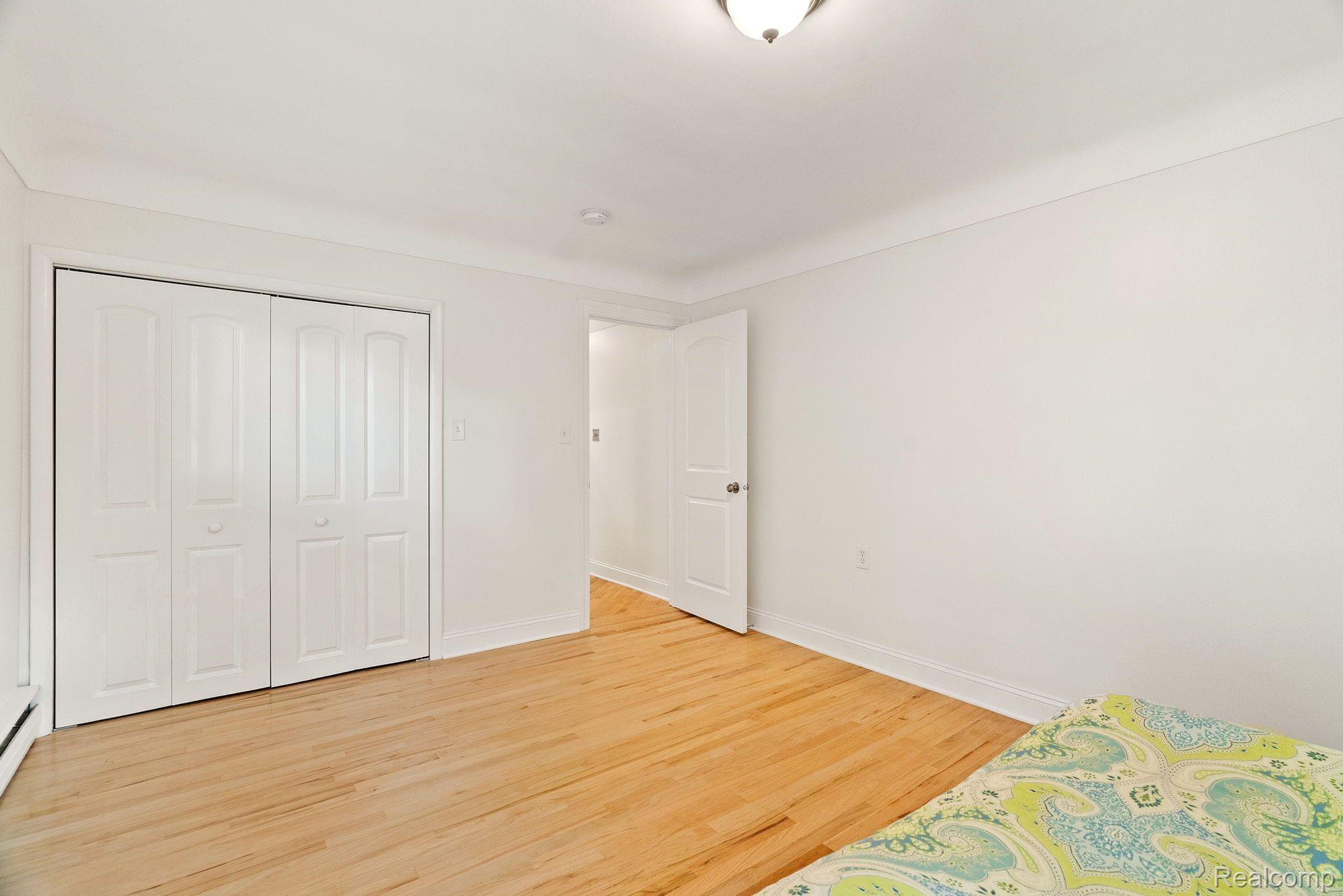 1696 Rochester Road Leonard, MI 48367 - Photo 20 of 42 Gallery Image 20