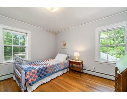 22 Woodland Road Lexington, MA 02420 - Photo 13 of 23