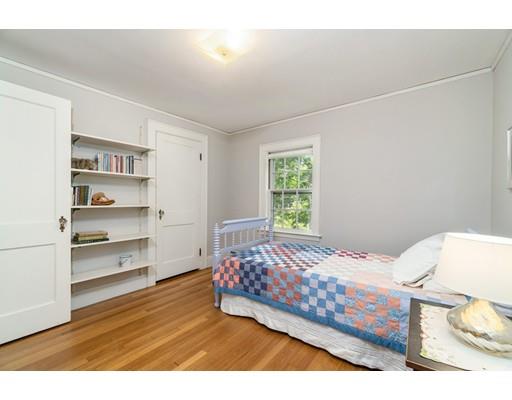 22 Woodland Road Lexington, MA 02420 - Photo 14 of 23