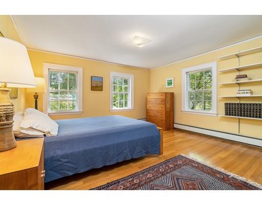 22 Woodland Road Lexington, MA 02420 - Photo 16 of 23