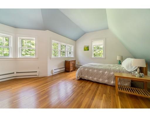 22 Woodland Road Lexington, MA 02420 - Photo 9 of 23