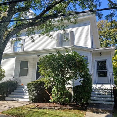 $5,500 | 132 Thorndike Street, Unit 2, Brookline, MA 02446