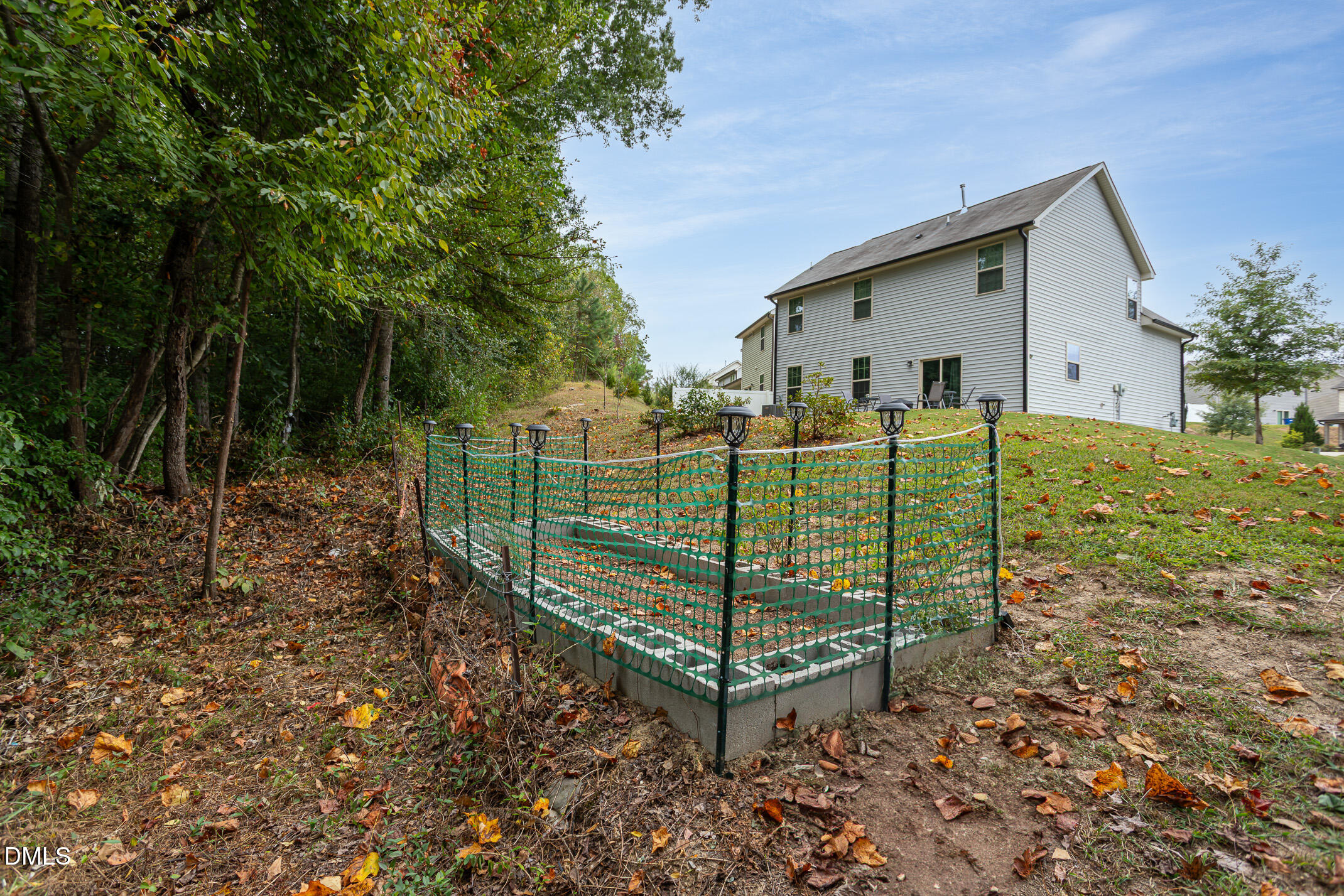 4307 Lord Mario Court Raleigh, NC 27610 - Photo 28 of 29 plant bed with view of back ext-30