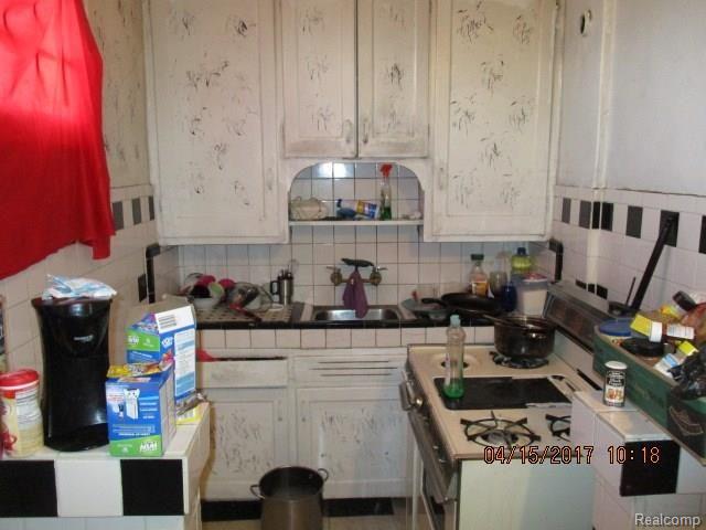 3591 Springle Street Detroit, MI 48215 - Photo 22 of 41 IMG_4165.JPG