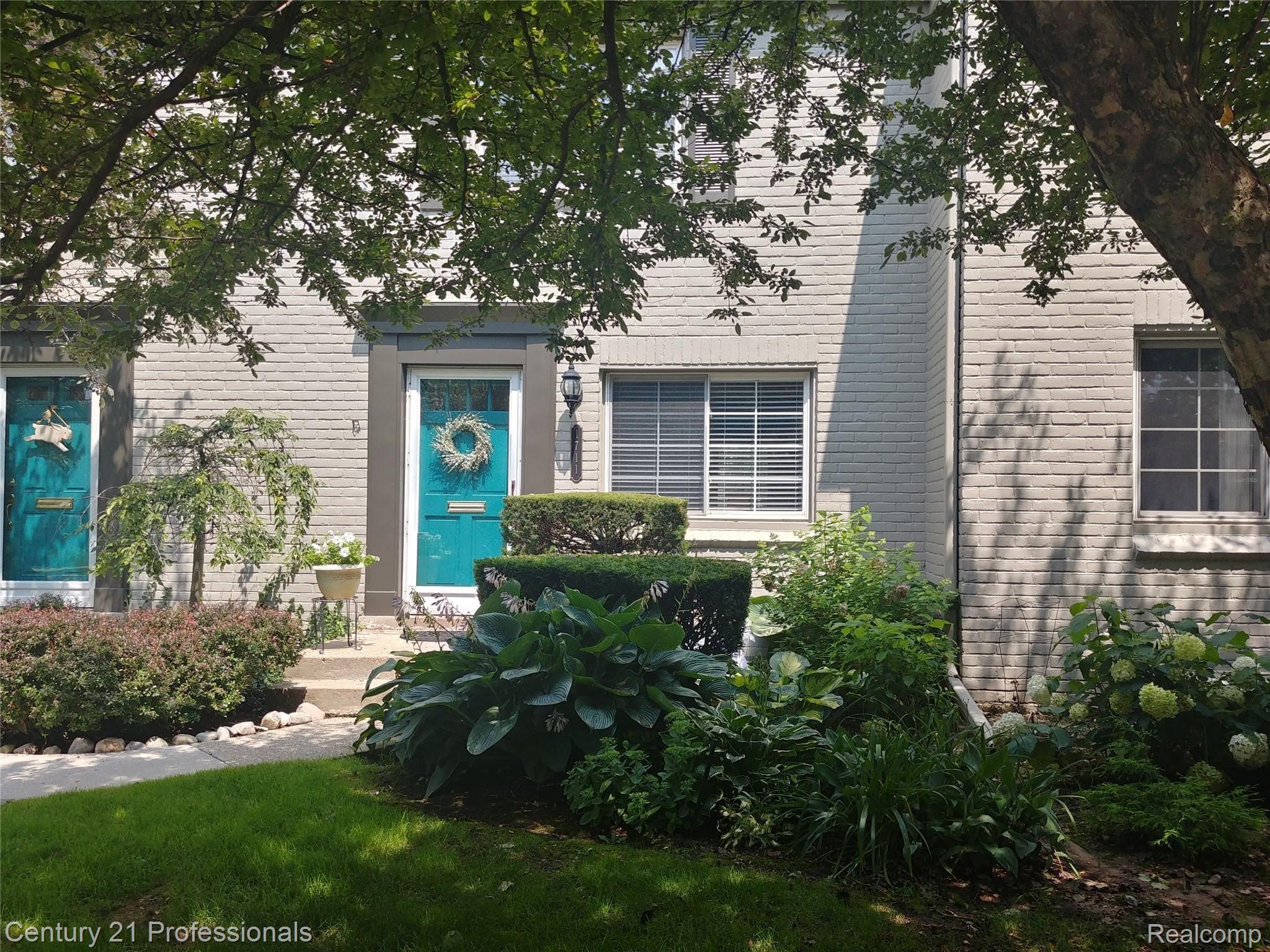 1711 Graefield Road Birmingham, MI 48009 - Photo 3 of 22 Front