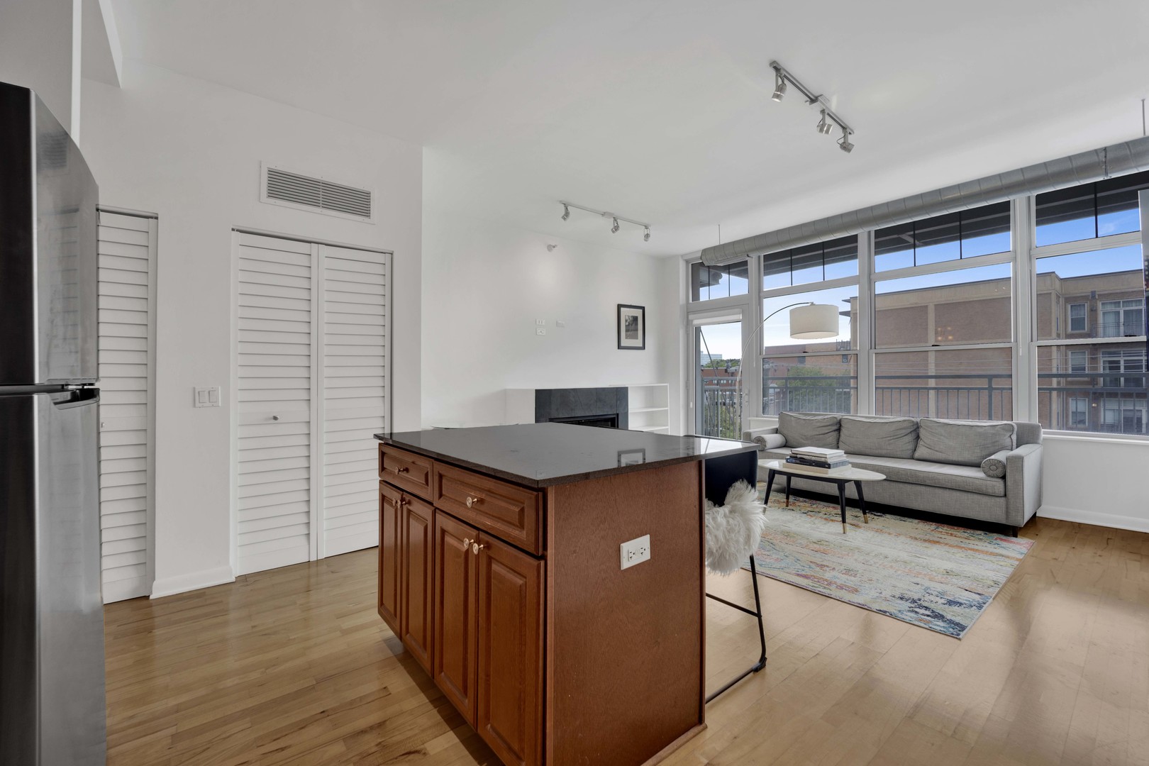 1200 West Monroe Street, Unit 412 Chicago, IL 60607 - Photo 13 of 24