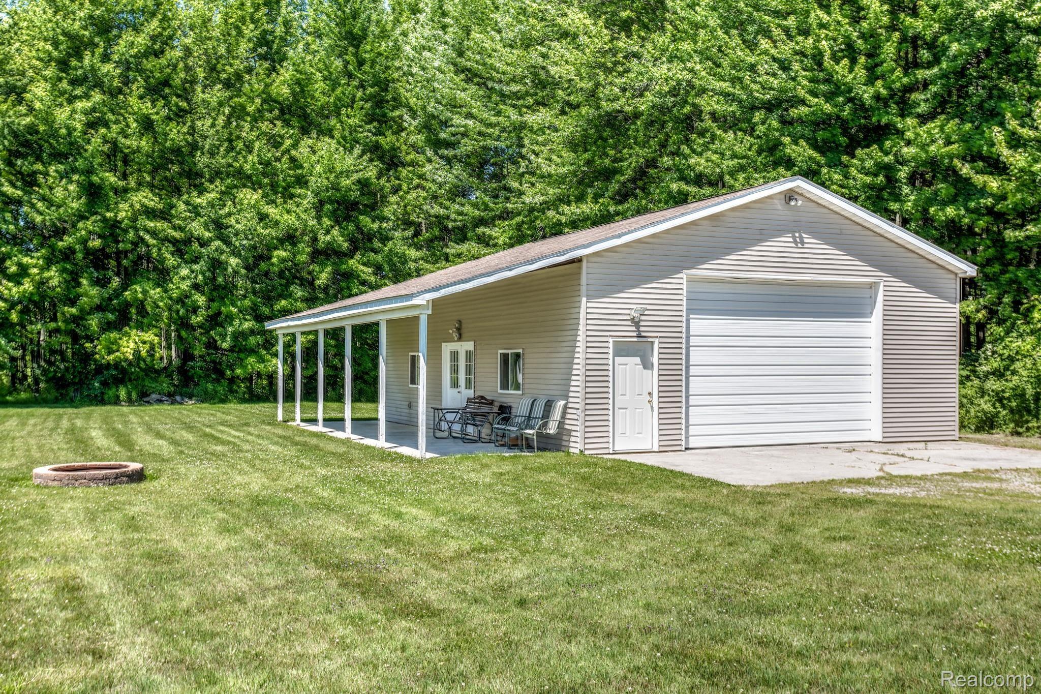 7617 Graham Road Jeddo, MI 48032 - Photo 5 of 44 7617 Graham Rd-5.JPG