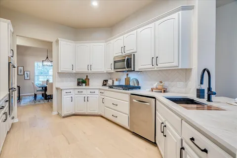 $778,000 | 6704 Walebridge Lane, Austin, TX 78739