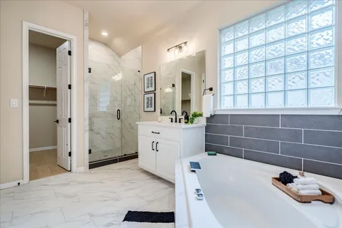 $778,000 | 6704 Walebridge Lane, Austin, TX 78739