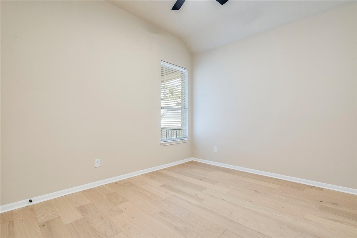 6704 Walebridge Lane Austin, TX 78739 - Photo 27 of 36