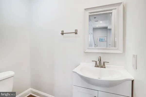 $750,000 | 827 Philadelphia Avenue, Silver Spring, MD 20910