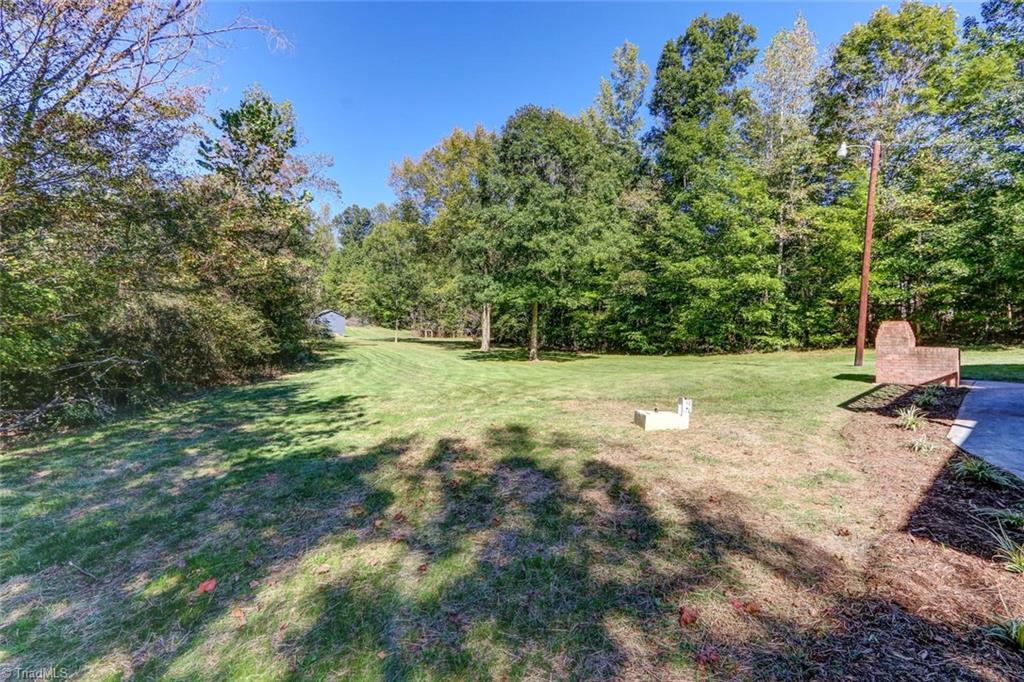 1011 Brooks Road Reidsville, NC 27320 - Photo 24 of 30 Gallery Image 24