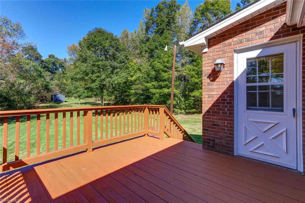 1011 Brooks Road Reidsville, NC 27320 - Photo 28 of 30 Gallery Image 28