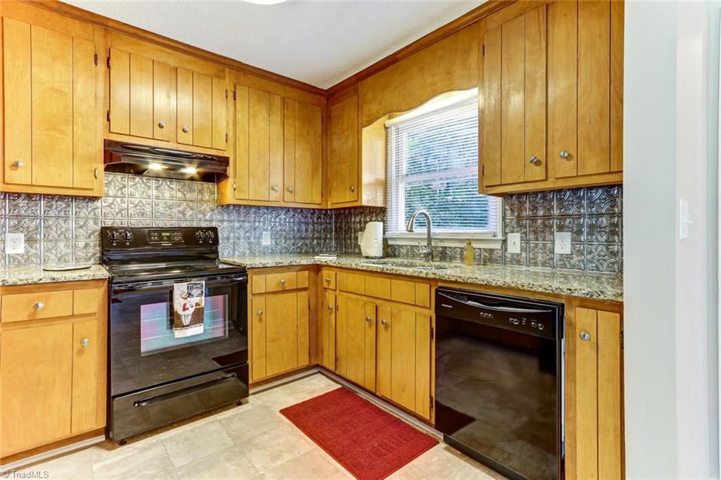 1011 Brooks Road Reidsville, NC 27320 - Photo 10 of 30 Gallery Image 10