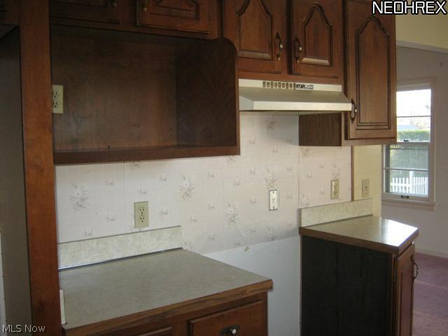 95 Stephens Road Akron, OH 44312 - Photo 3 of 17 Gallery Image 3