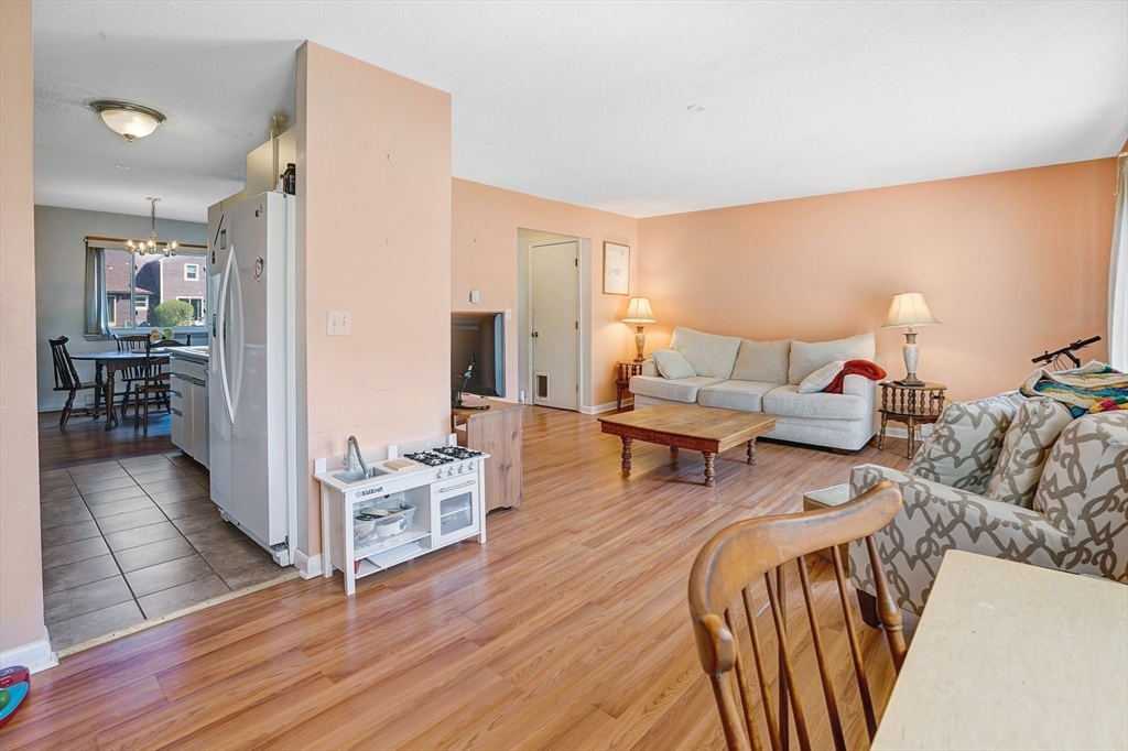 170 East Hadley Road, Unit 15 Amherst, MA 01002 - Photo 8 of 32 Gallery Image 8