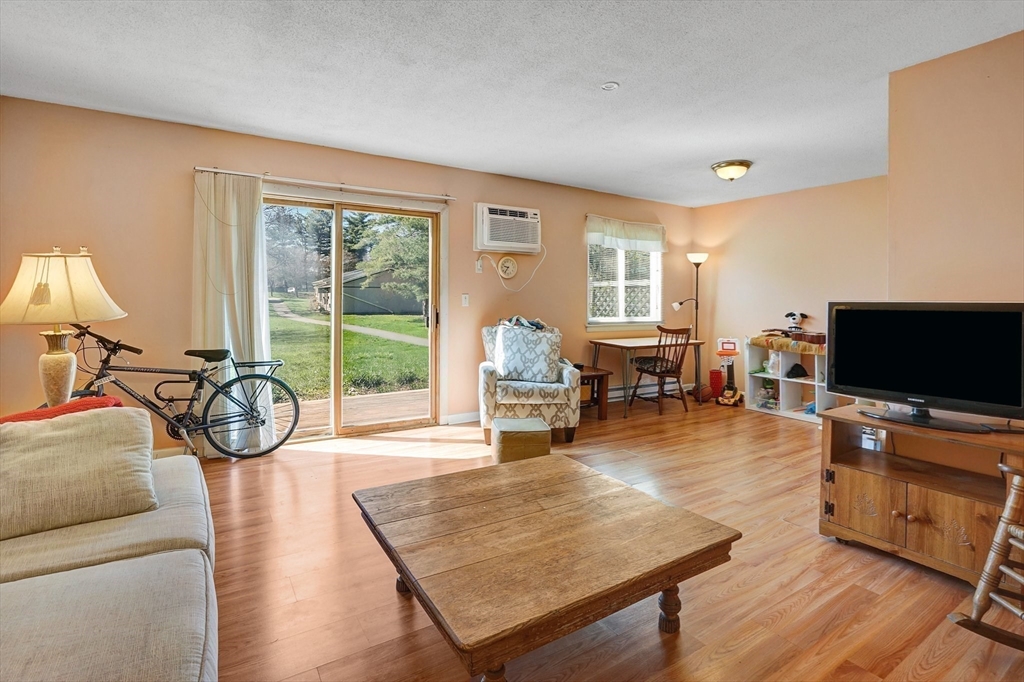 170 East Hadley Road, Unit 15 Amherst, MA 01002 - Photo 10 of 32 Gallery Image 10